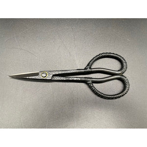 SATSUKI scissors with rattan