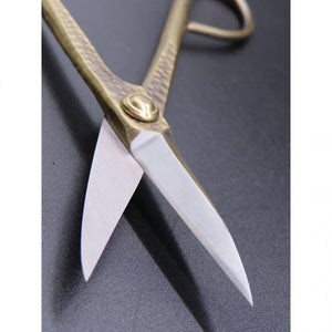 Traditional bronze twig scissors