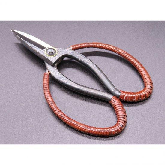 Gardening scissors with rattan  weave